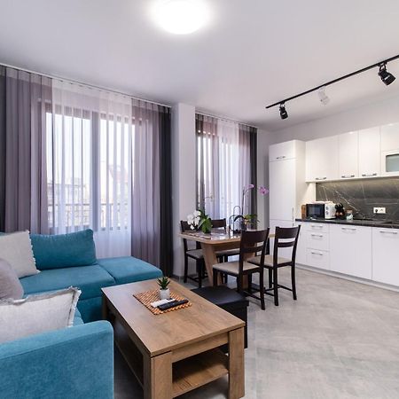 1-Bedroom Apartment With Free Private Parking بلوفديف المظهر الخارجي الصورة