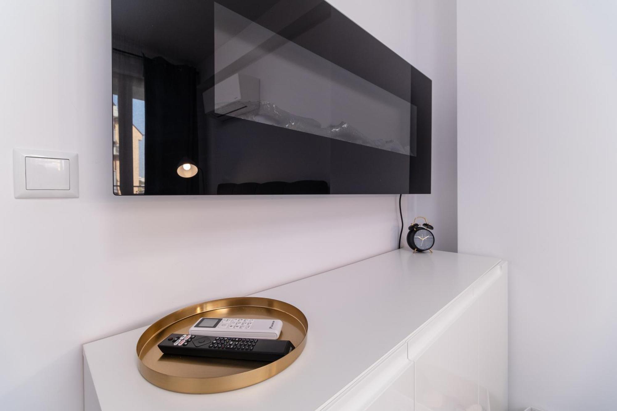 1-Bedroom Apartment With Free Private Parking بلوفديف المظهر الخارجي الصورة