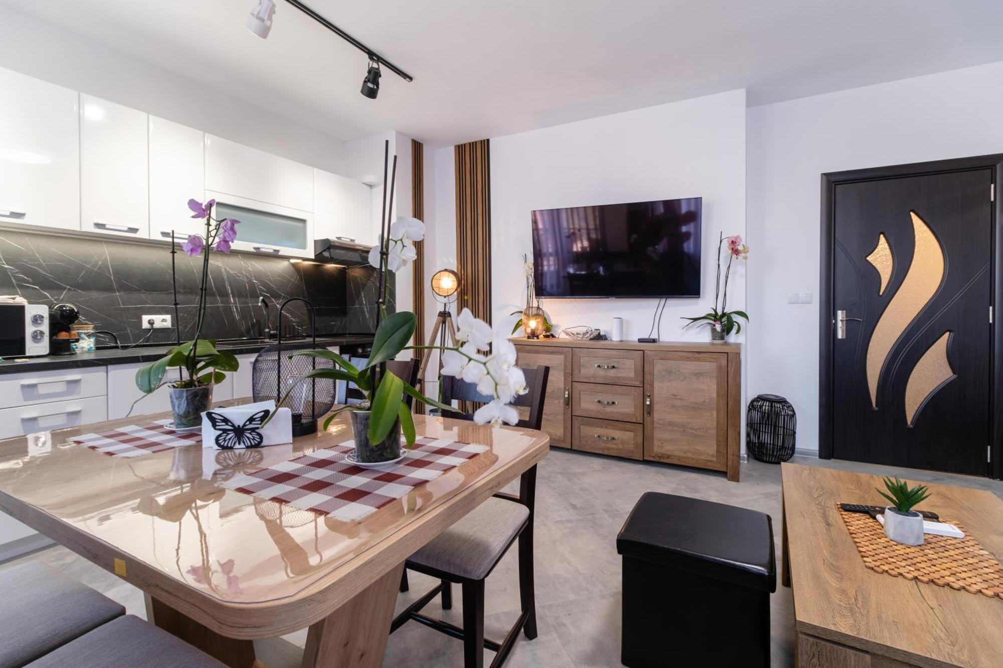 1-Bedroom Apartment With Free Private Parking بلوفديف المظهر الخارجي الصورة