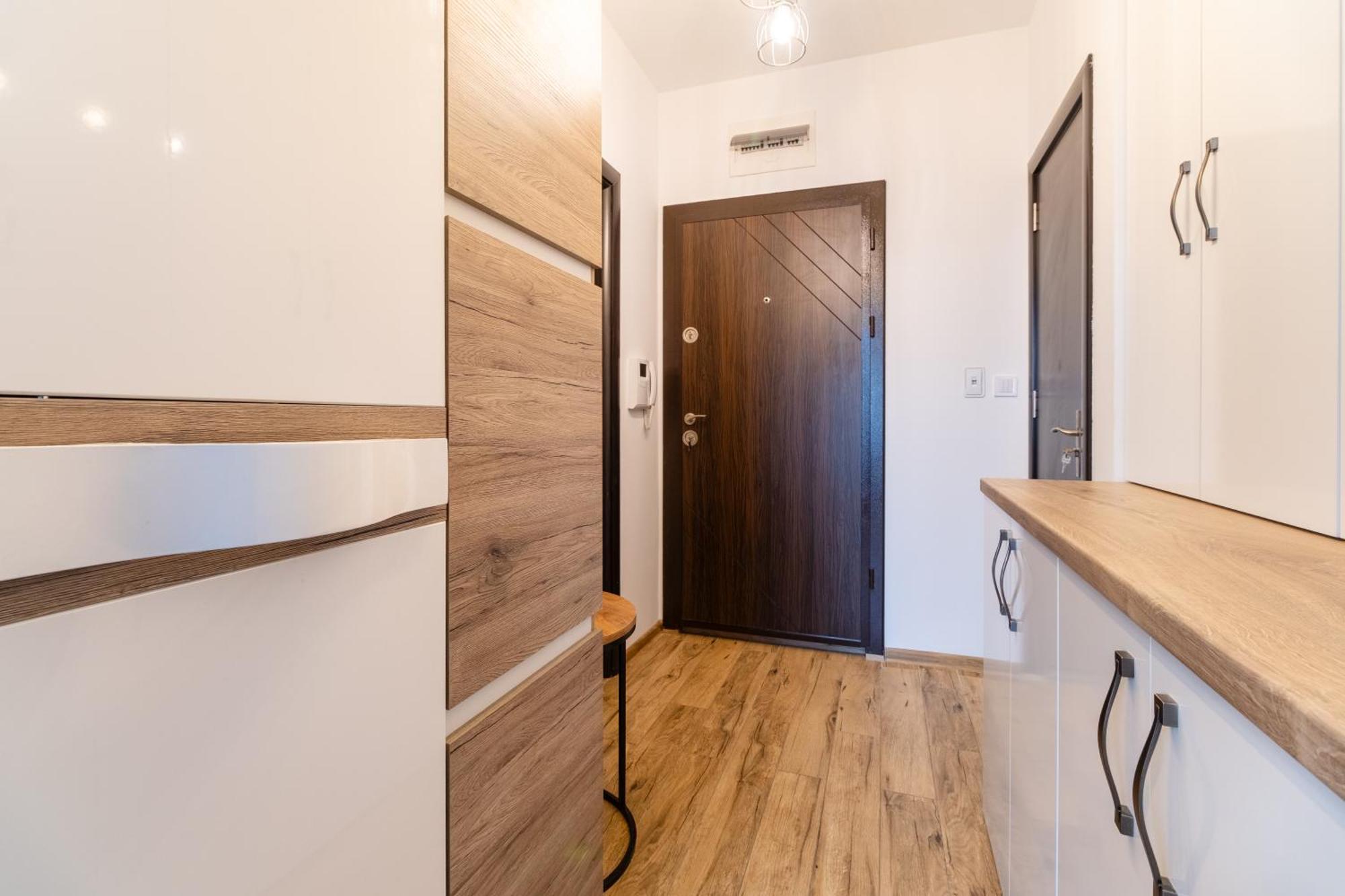 1-Bedroom Apartment With Free Private Parking بلوفديف المظهر الخارجي الصورة