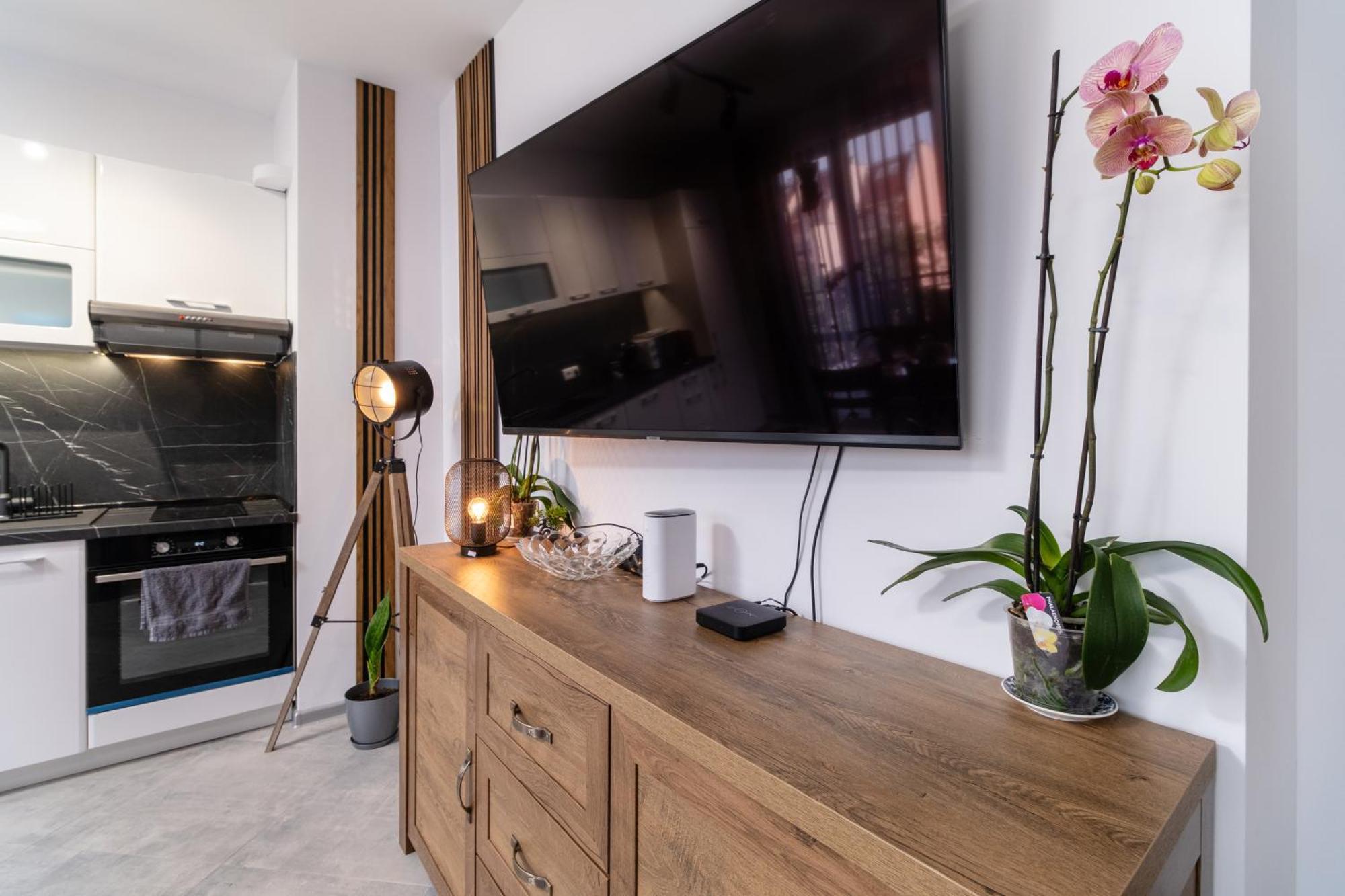 1-Bedroom Apartment With Free Private Parking بلوفديف المظهر الخارجي الصورة